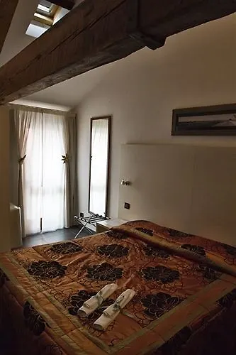 Oda ve Kahvaltı Zen Ferrara